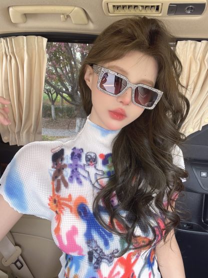 Wang Hedi's star-full sunglasses show