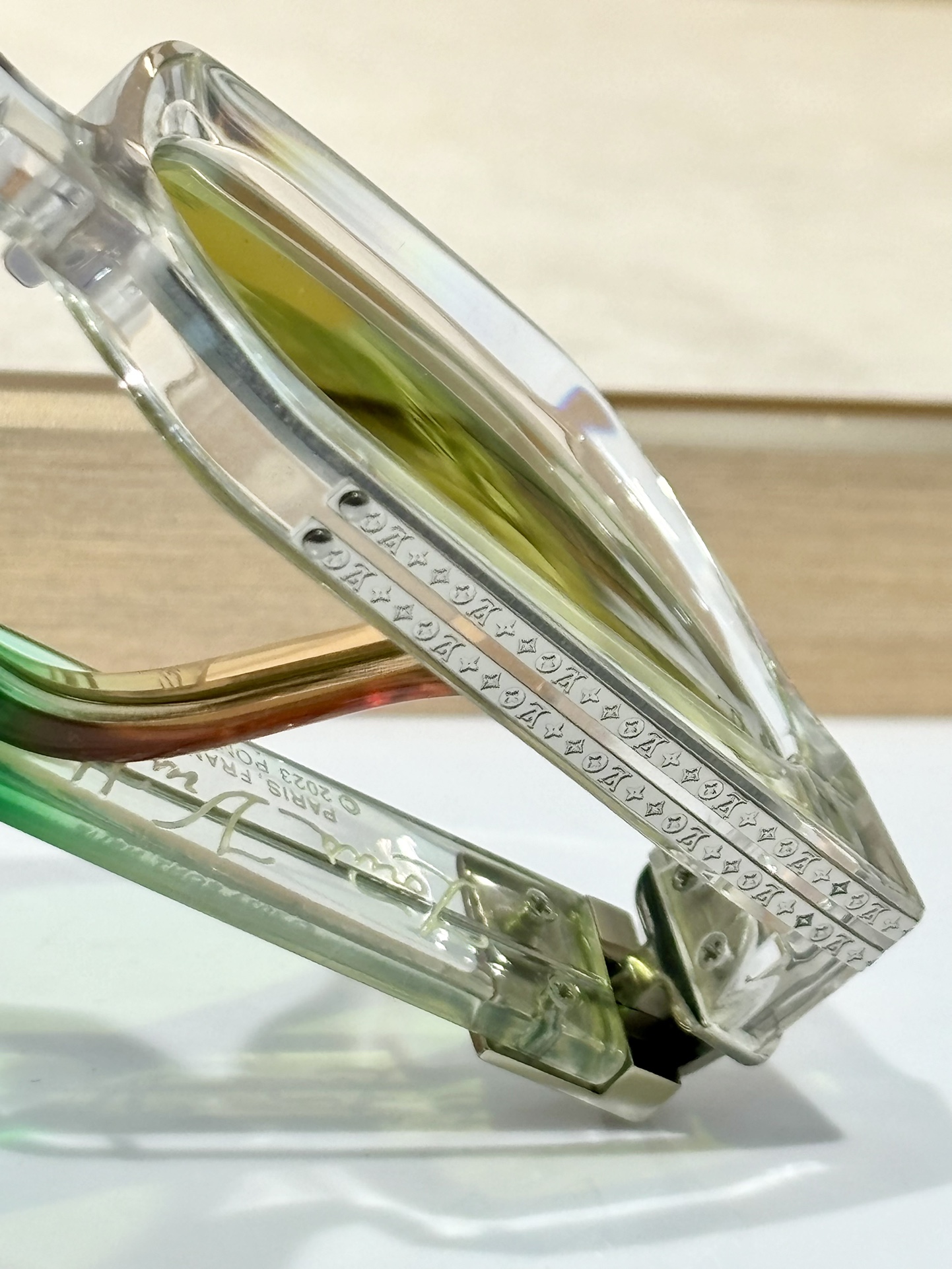 𝙇𝙊𝙐𝙄𝙎 𝙑𝙐𝙄𝙏𝙏𝙊 * Higher version The official website keeps updating the color Lemon color 🍋Glasses