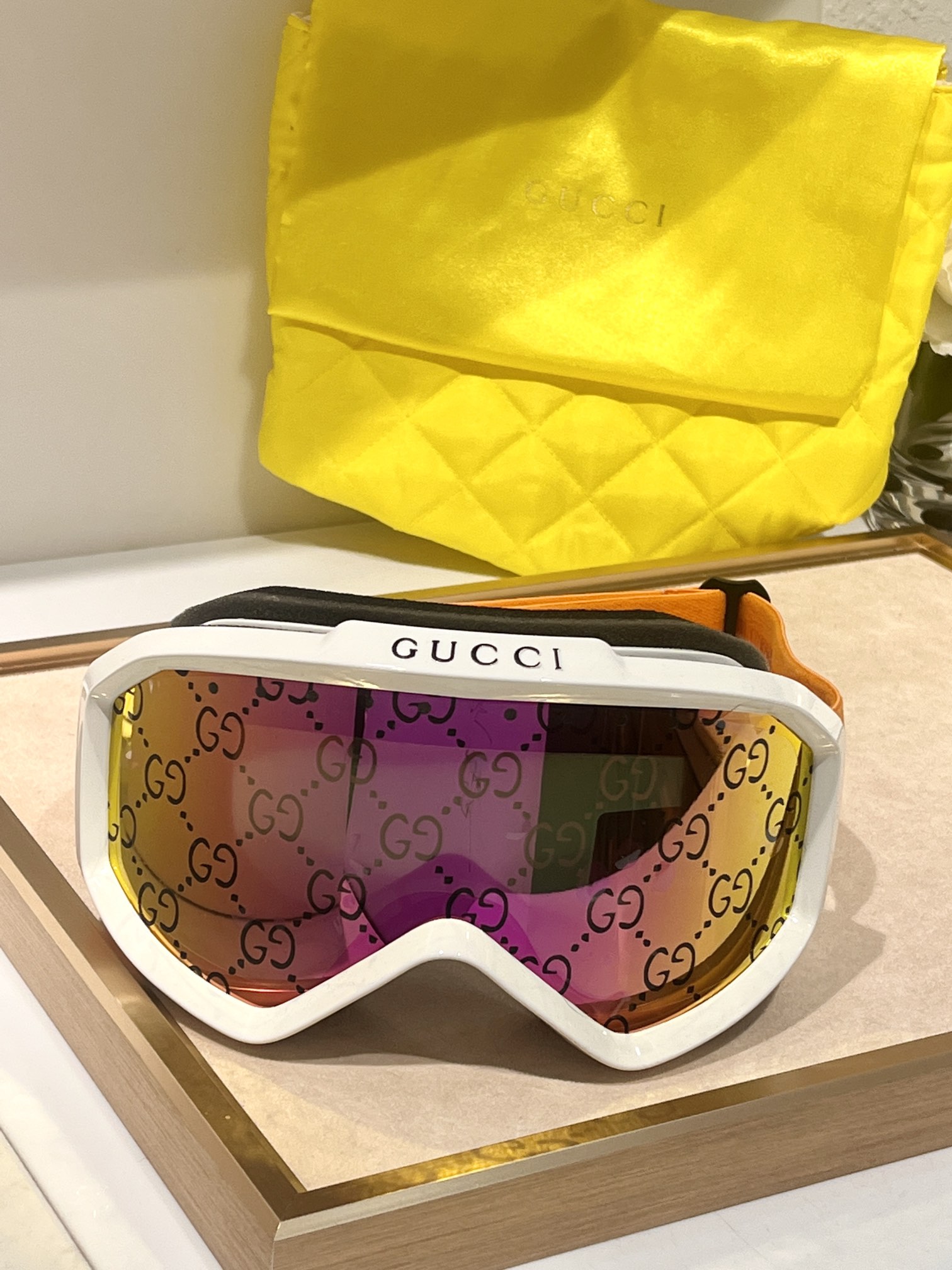 Gucci ski mirror Skiing Hobby Party🎿