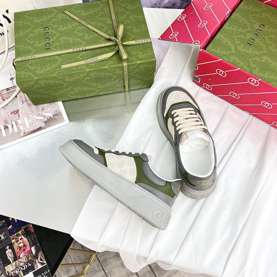 The new Chunky lightweight, soft and thick bottomed sports series! G-home couples' biscuit shoes