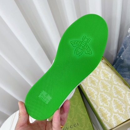 Gucci Basket~~The latest Basket couple's low top sneakers