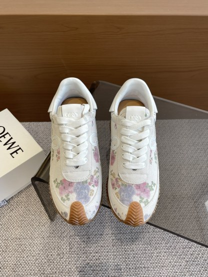 New colors ➕ super popular women's LOEWE Luo Yiwei's latest color-enhancing color-blocking German training shoes Forrest Gump shoes Small white shoes