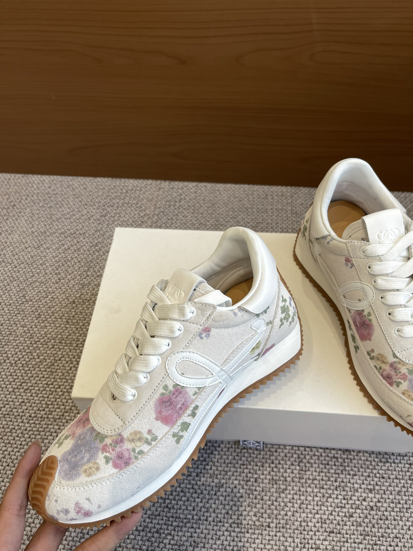 New colors ➕ super popular women's LOEWE Luo Yiwei's latest color-enhancing color-blocking German training shoes Forrest Gump shoes Small white shoes
