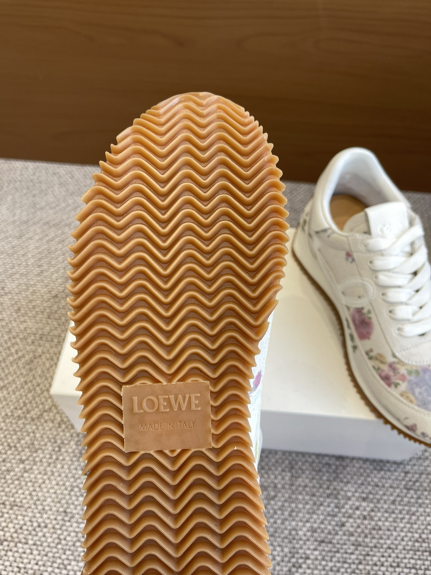 New colors ➕ super popular women's LOEWE Luo Yiwei's latest color-enhancing color-blocking German training shoes Forrest Gump shoes Small white shoes