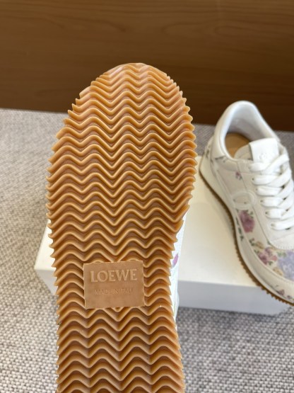 New colors ➕ super popular women's LOEWE Luo Yiwei's latest color-enhancing color-blocking German training shoes Forrest Gump shoes Small white shoes