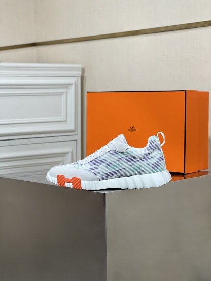 ••New Products•• HERME* High-end Men's Sports • Casual Shoes.