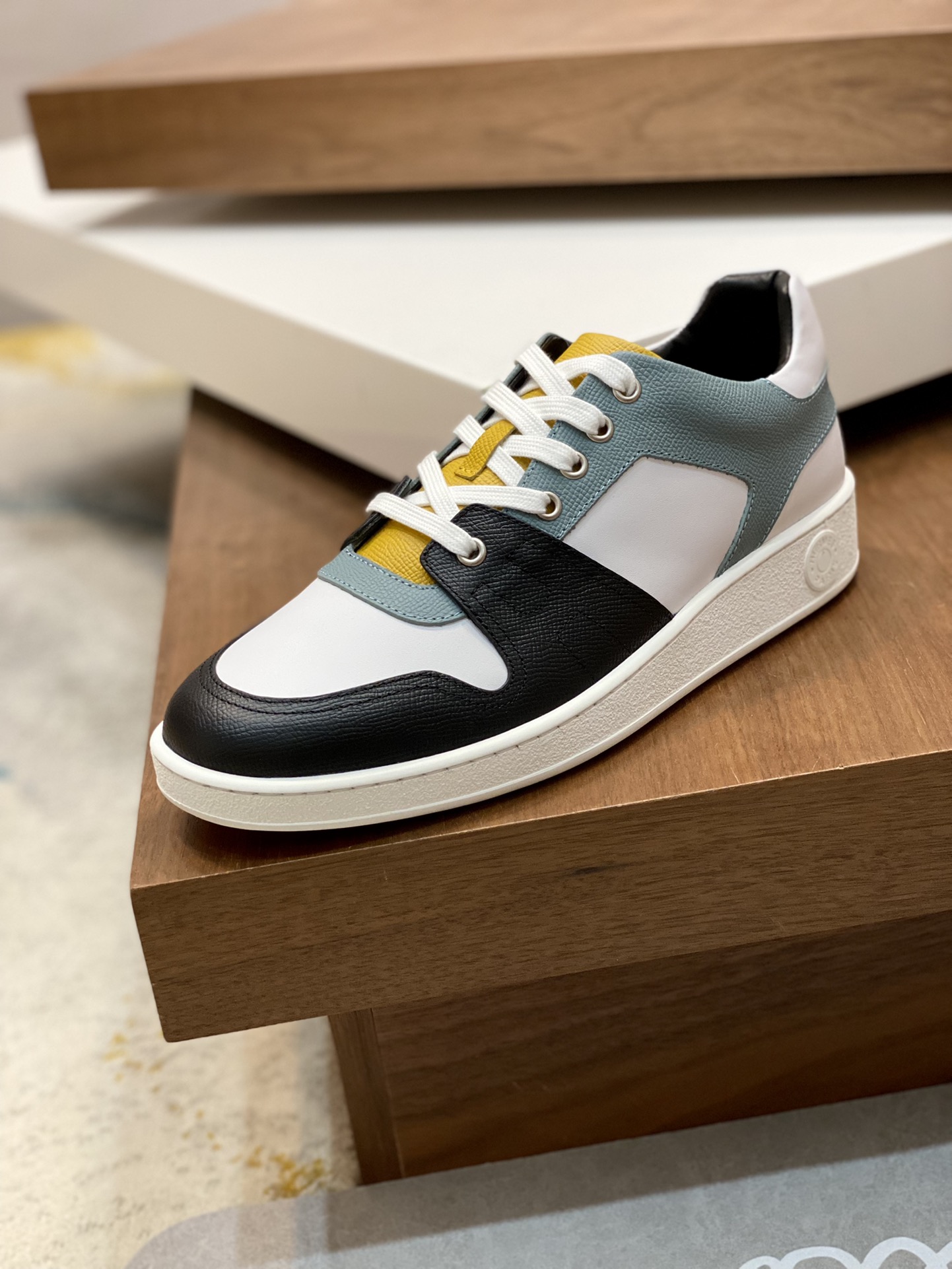 HERME*—Hermes; higher version.shoes