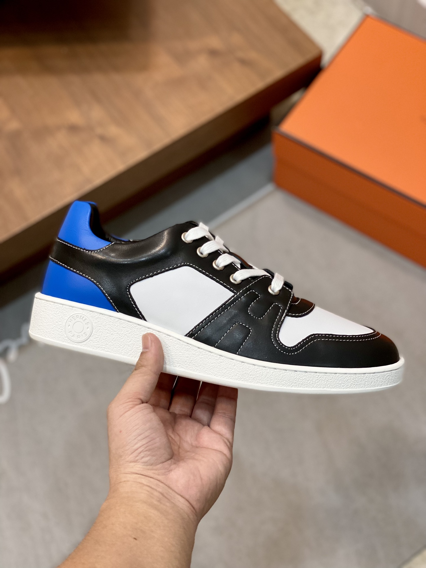 HERME*—Hermes; higher version.shoes