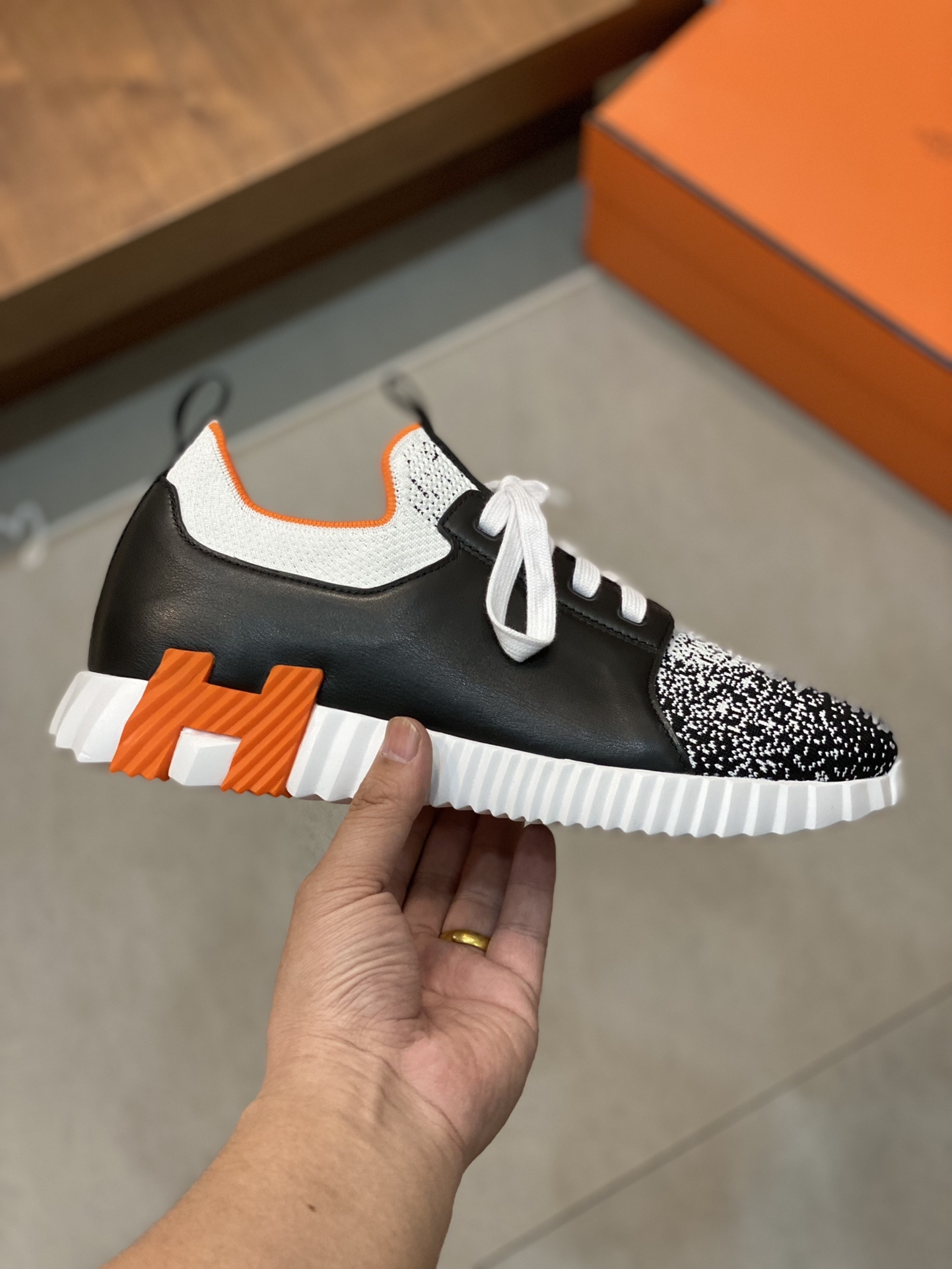 HERME*—HERMES shoes