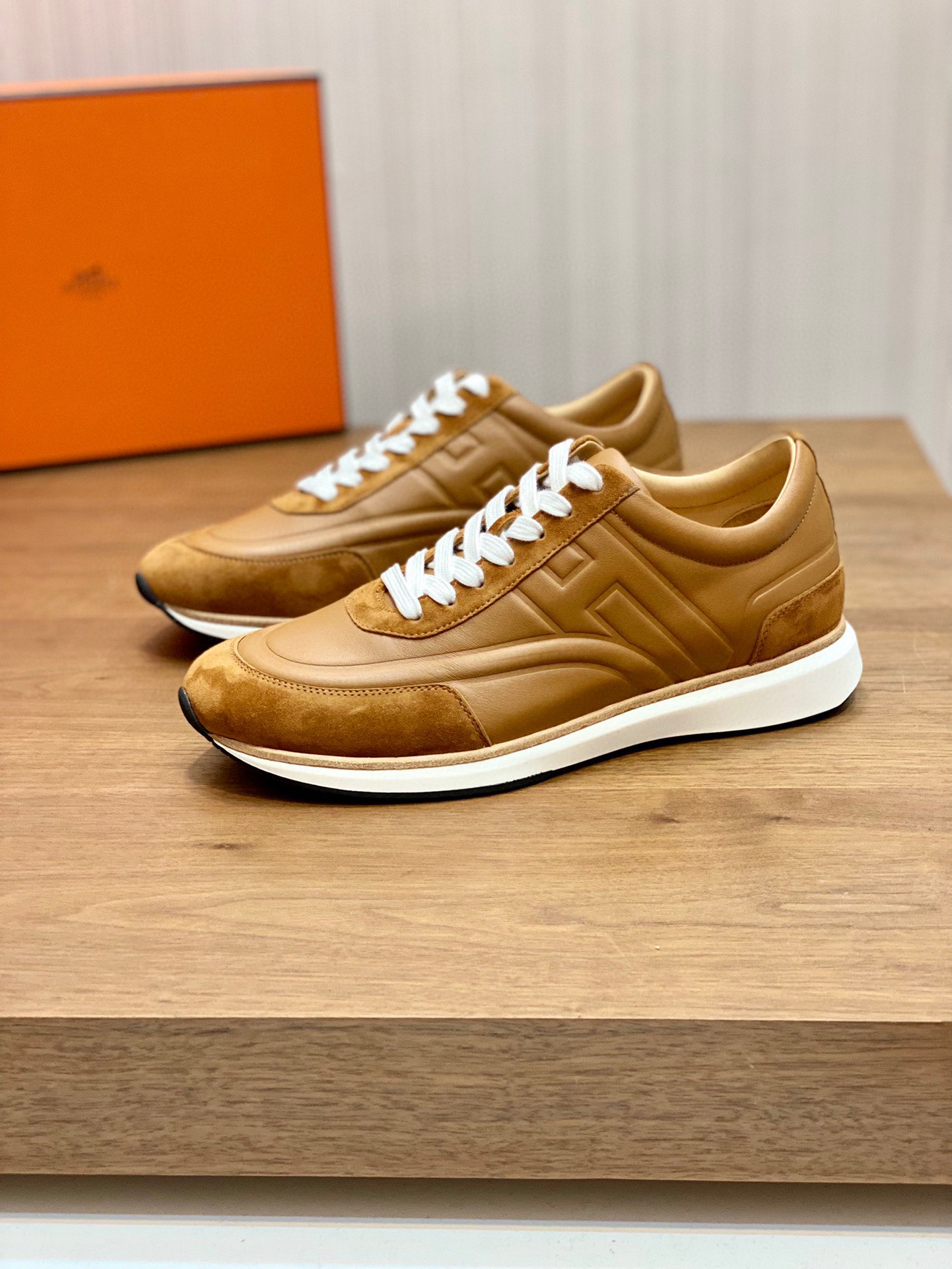 Hermes; higher version shoes