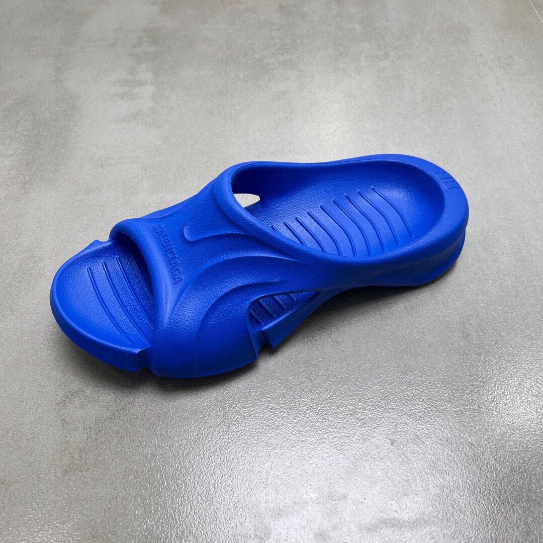 Balenciaga 🔥 New model is on the shelves🔥 Balenciaga mold closed special-shaped slippers