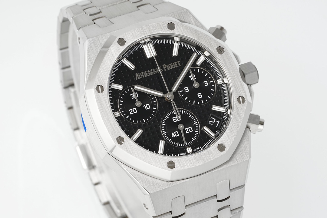 AP's new Royal Oak series 26240