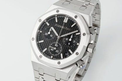 AP's new Royal Oak series 26240
