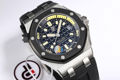 IP Factory hasreleased the AP Audemars Piguet Offshore Quick Release Function Dive Watch—model 15720.