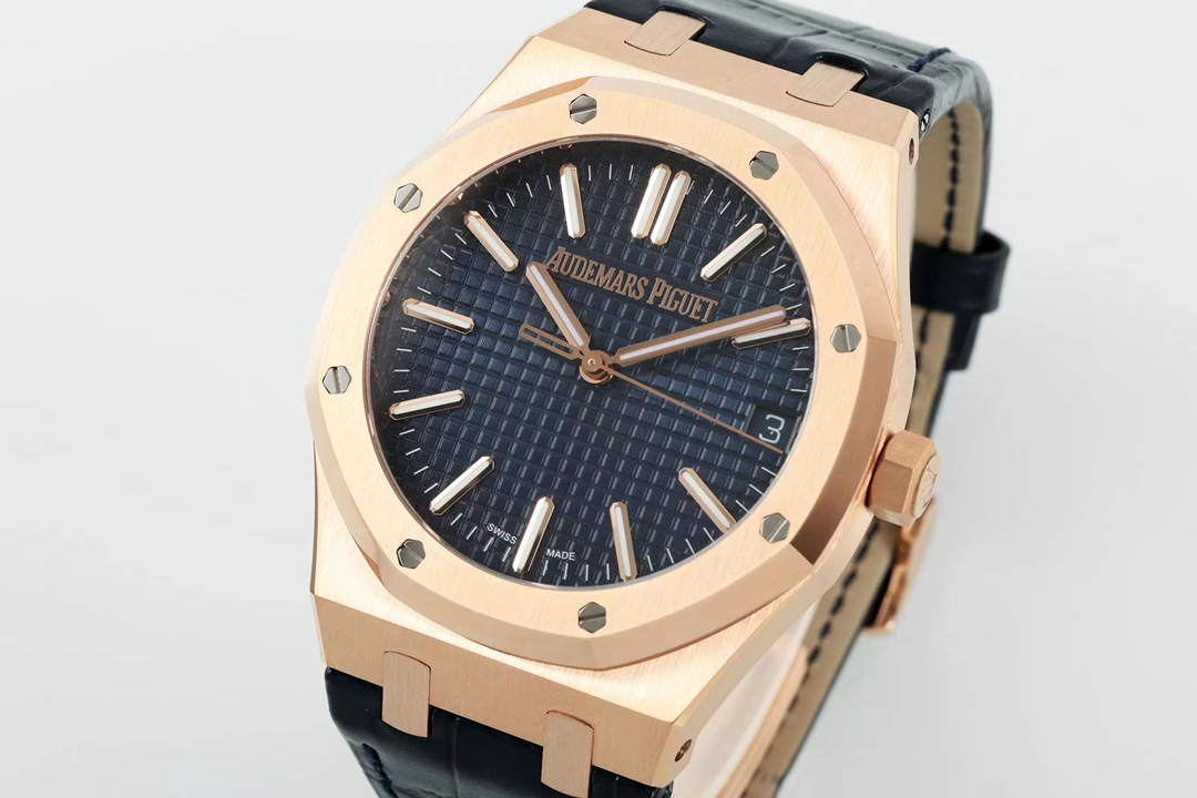 IPF has launched the new AP Royal Oak '50th Anniversary' series 15510ST!