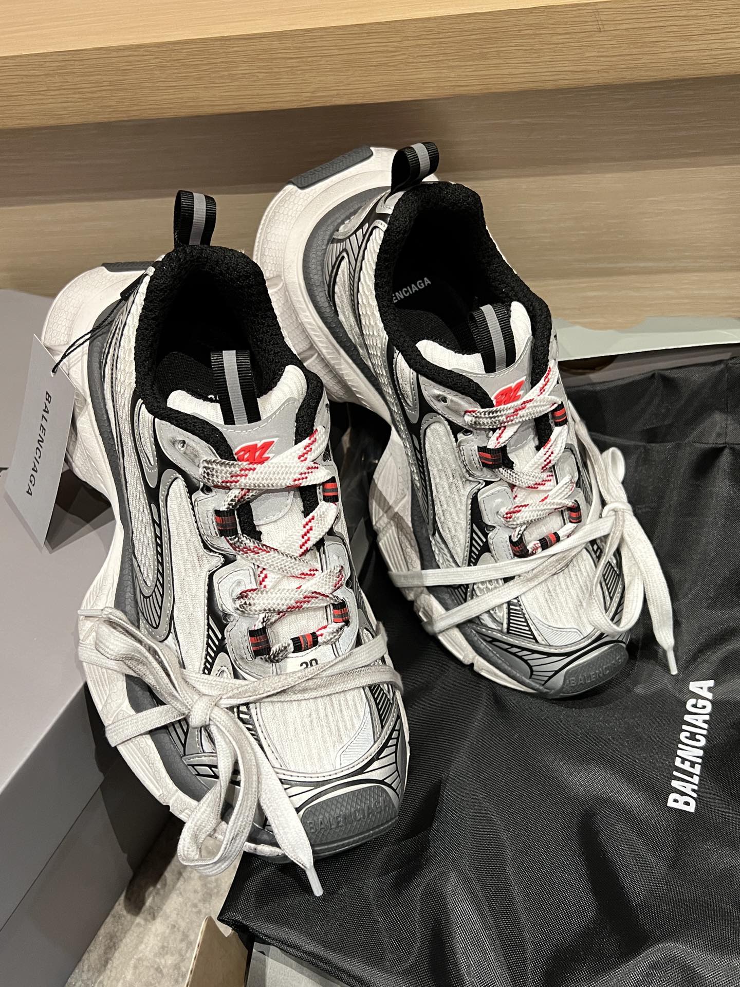 Balenciaga's latest bestseller for the Spring/Summer 2023 season, size 3XL.