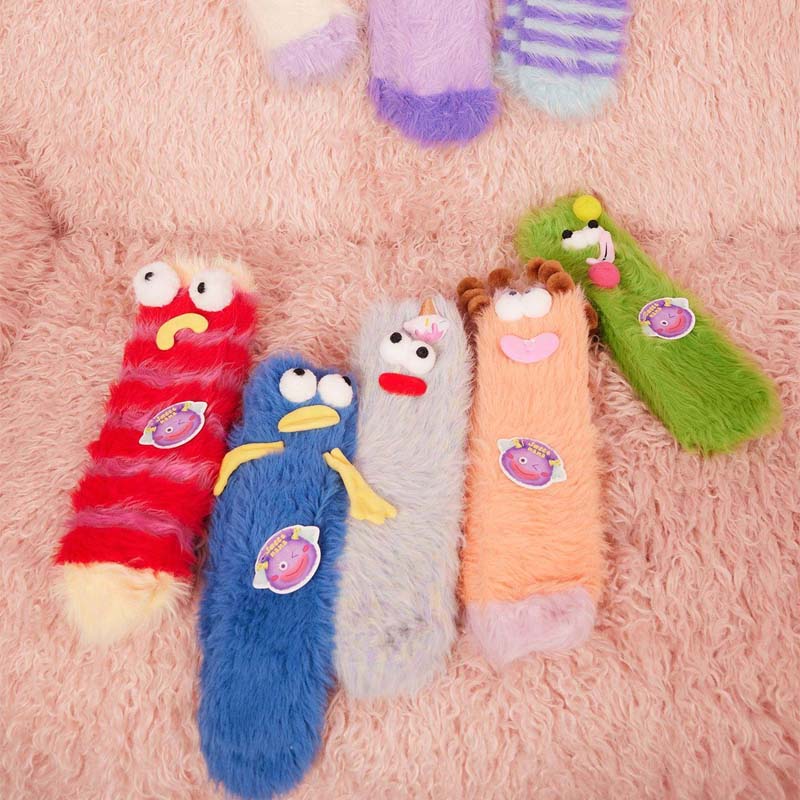 Coral Velvet Three-dimensional Quirky Socks