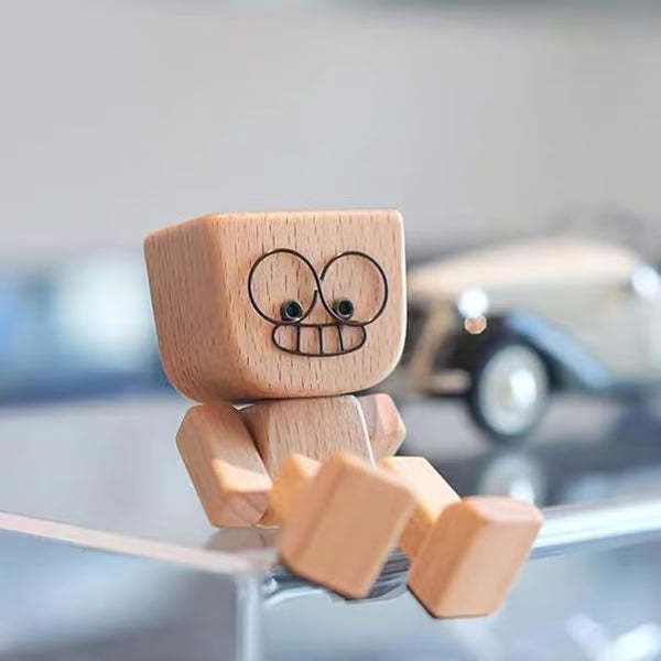 Charming Little Wooden Figure That Sways with 12PCS Magnetic Expressions