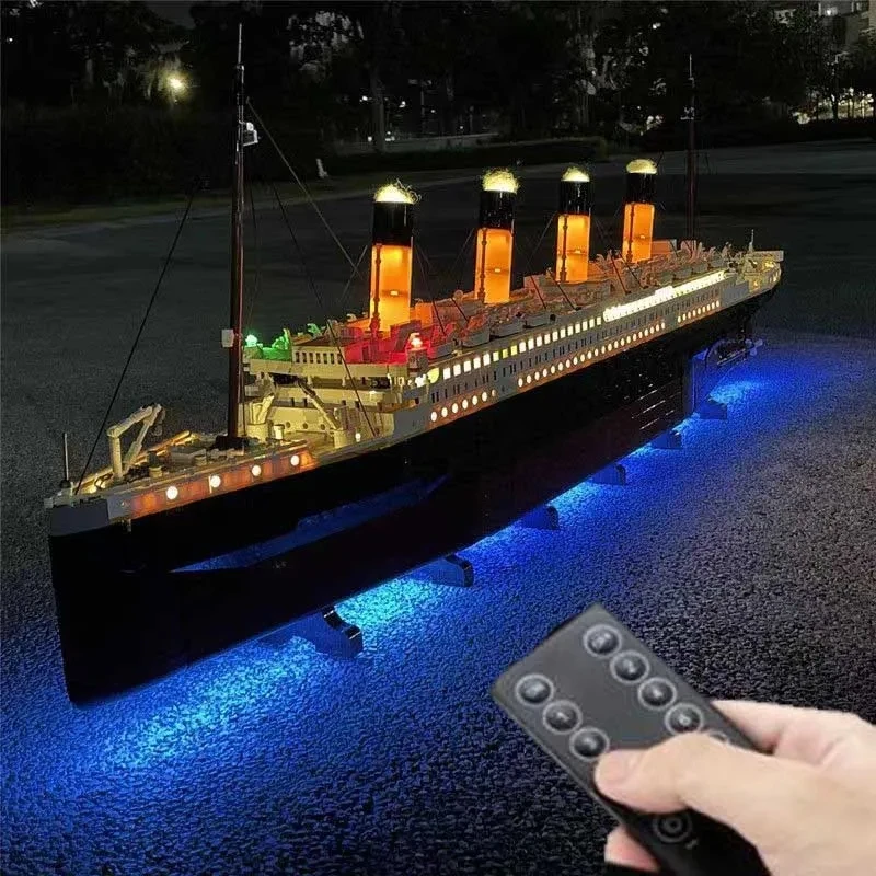 USB Light Kit for LEGO 10294 Creator Titanic(For 9090 pieces VRSION )