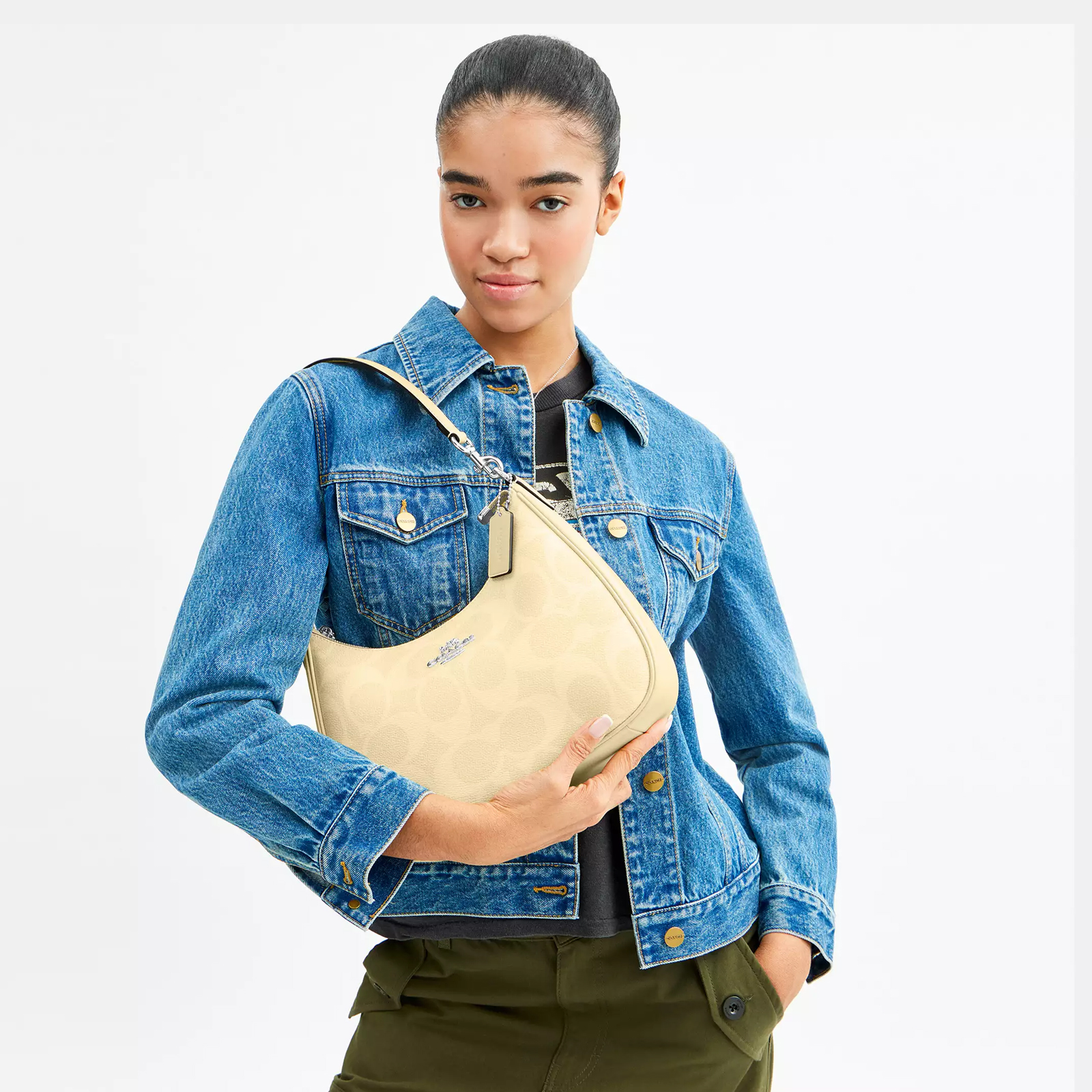 Teri Hobo Bag In Signature Canvas