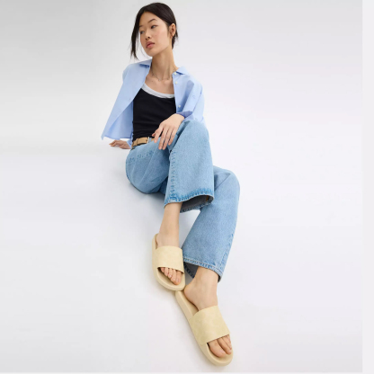 Udele Sport Slide In Signature Canvas