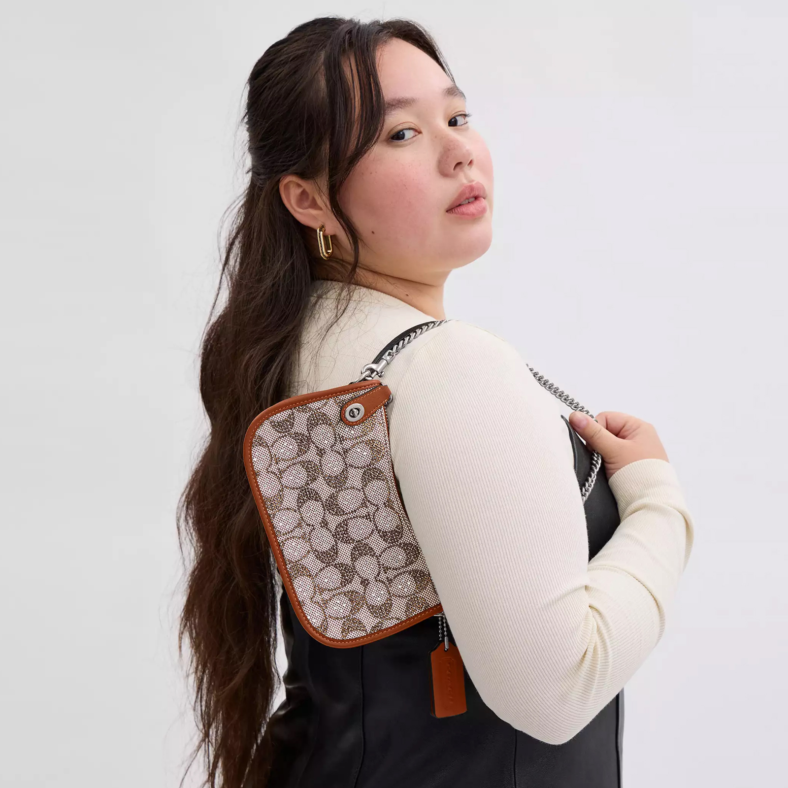 Swinger 20 In Crystal Signature Jacquard