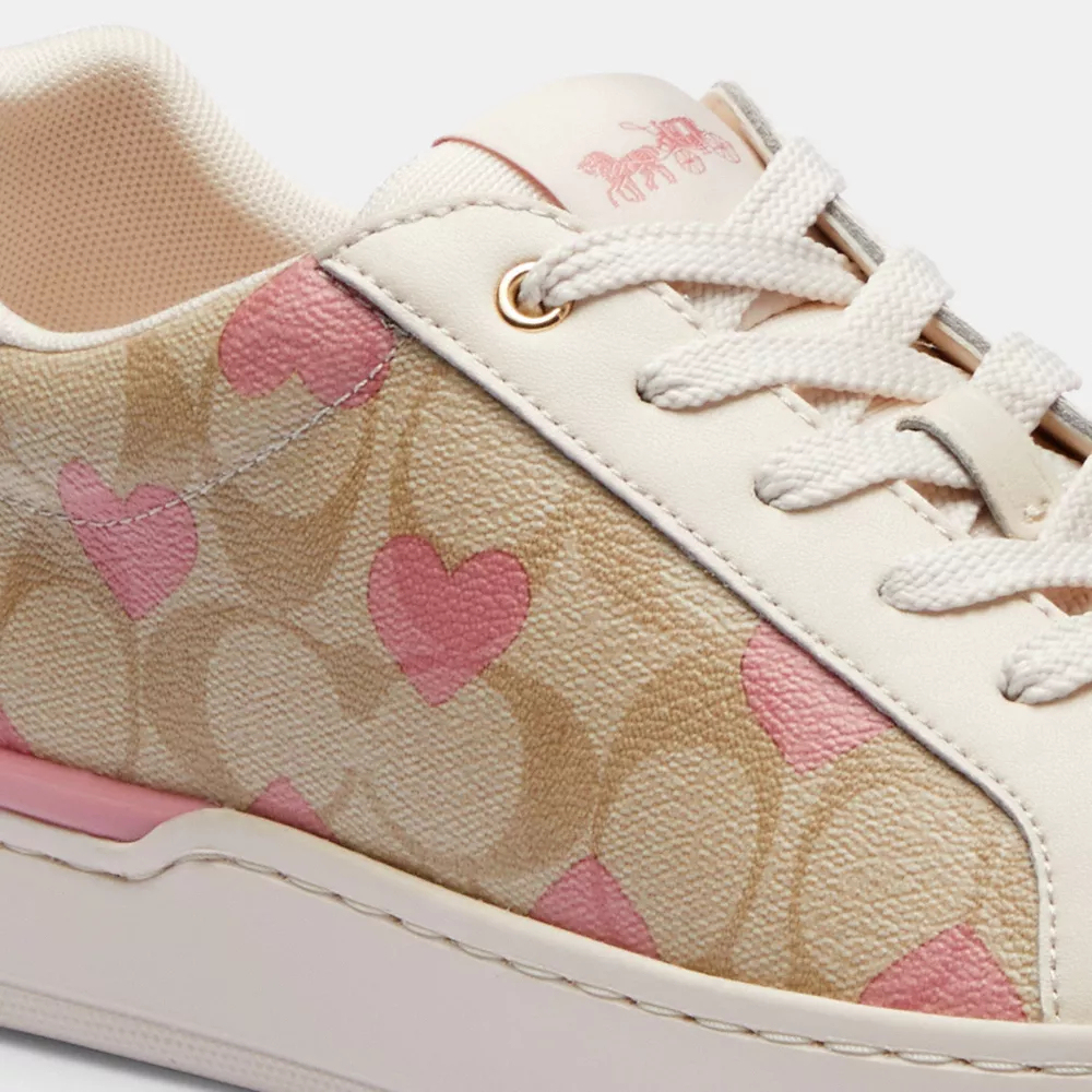 Clip Low Top Sneaker In Signature Canvas With Hearts