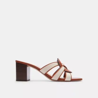 Nikki Sandal