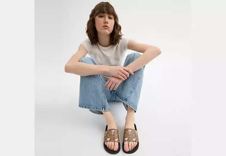 Cothtach X Peanuts Udele Sport Slide In Signature Canvas With Snoopy Print