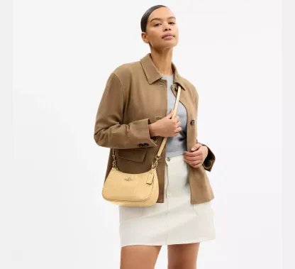 Teri Shoulder Bag With Quilting