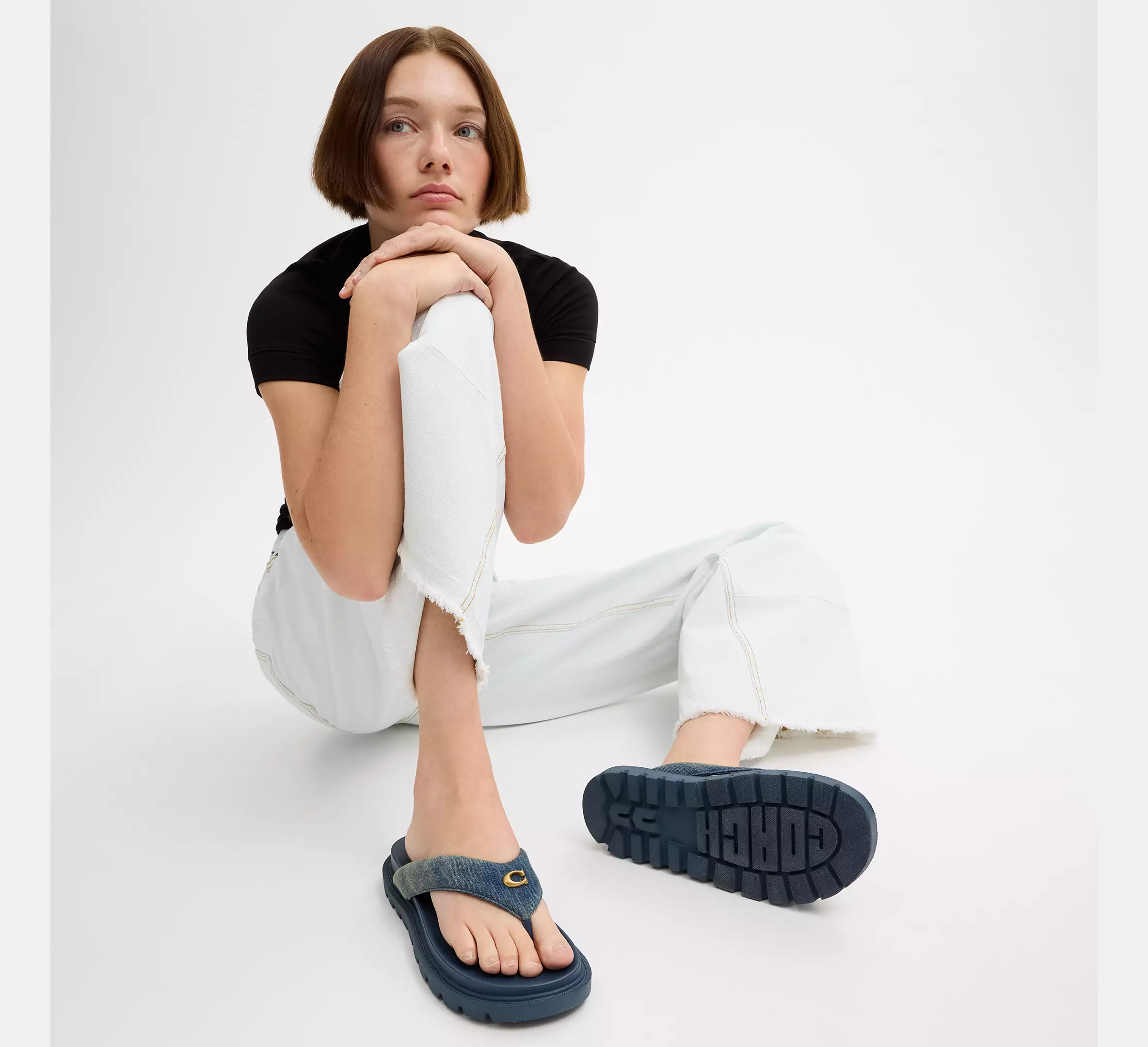 Brynn Thong Sandal In Loved Denim
