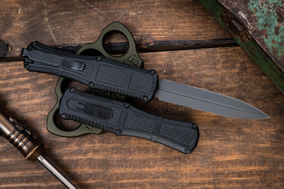 ⚡Last Day 70% OFF🔥Benchmade 3370GY Claymore OTF Automatic knife ✈️Buy 2 Get Free Shipping