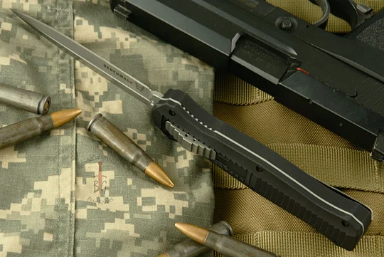 ⚡Last Day 70% OFF丨Benchmade 3300BK Infidel OTF Automatic Knife ✈️Buy 2 Get Free Shipping