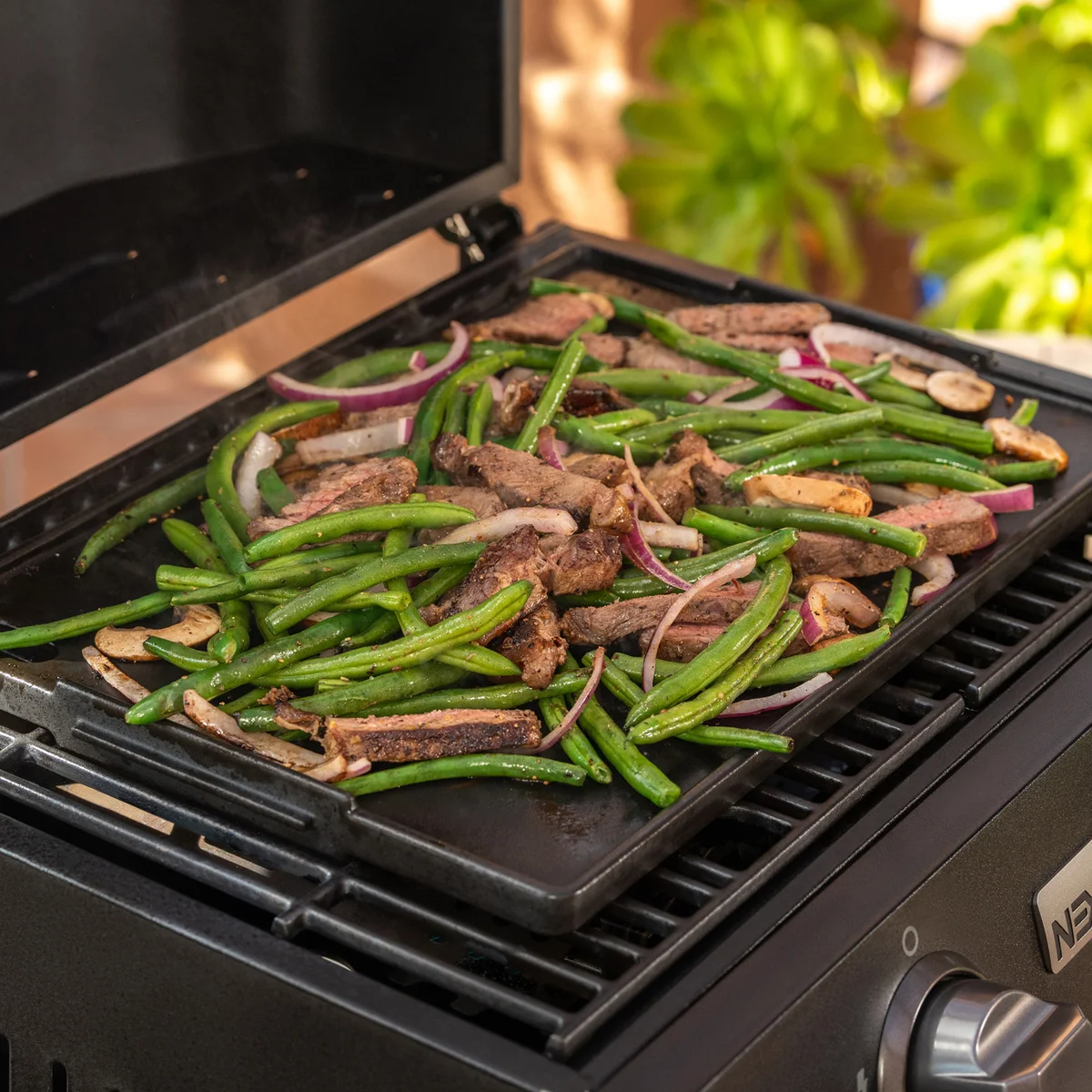 🔥This Week's Special Clearance Sale🔥Nexgrill X4 Fortress 4-in-1 Grill and Pizza Oven with Griddle and Sear Plate includes Cover