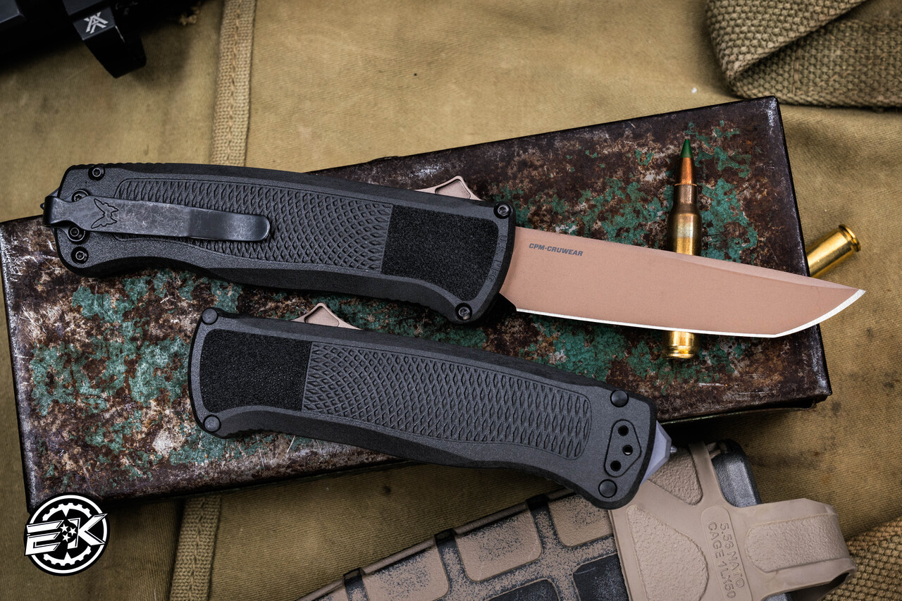 Benchmade Shootout OTF Automatic Knife Black CF-Elite 3.5" Tanto Flat Earth  PVD 5370FE