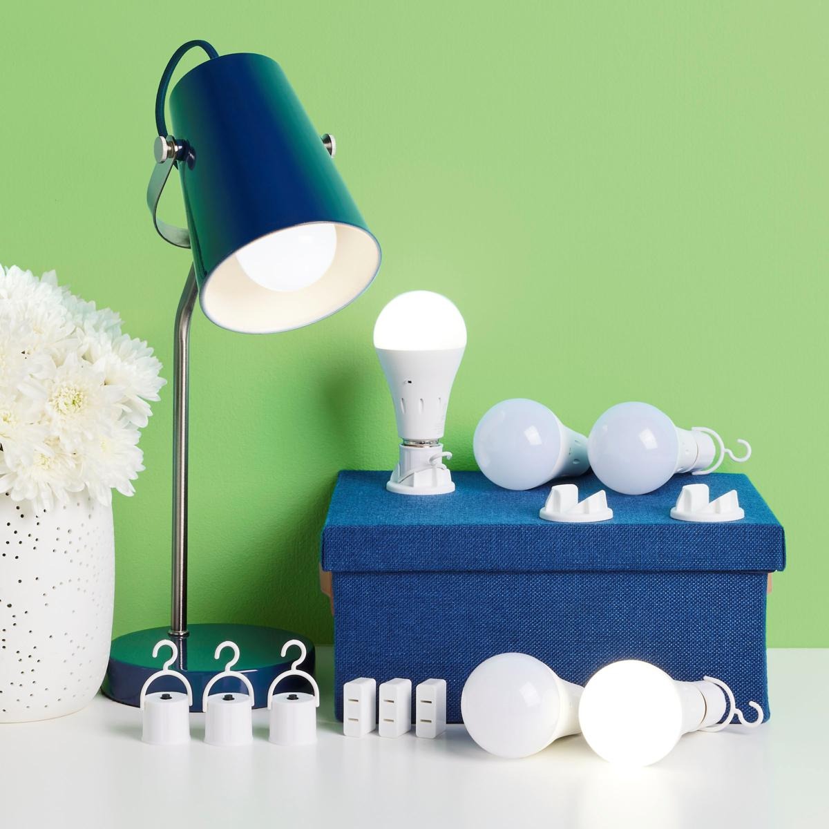 💝𝐐𝐕𝐂 𝐃𝐞𝐚𝐥𝐬 𝐨𝐧 𝐭𝐡𝐞 𝐃𝐚𝐢𝐥𝐲 ✨Living Glow 6-pack Multi-Socket Rechargeable LED Bulbs