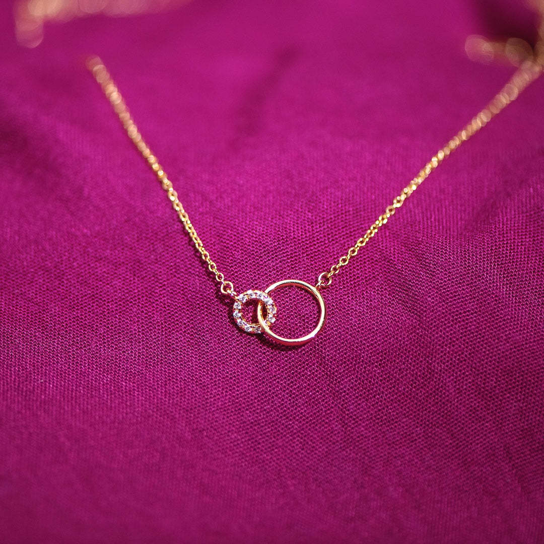 Double Circle Link Necklace