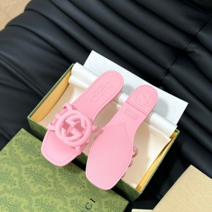 WOMEN'S INTERLOCKING G SLIDE SANDAL