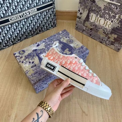 B23 Low-Top Sneaker Orange Oblique Canvas