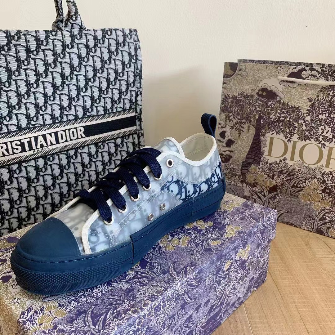 B23 Low-Top Sneaker Blue Oblique Canvas