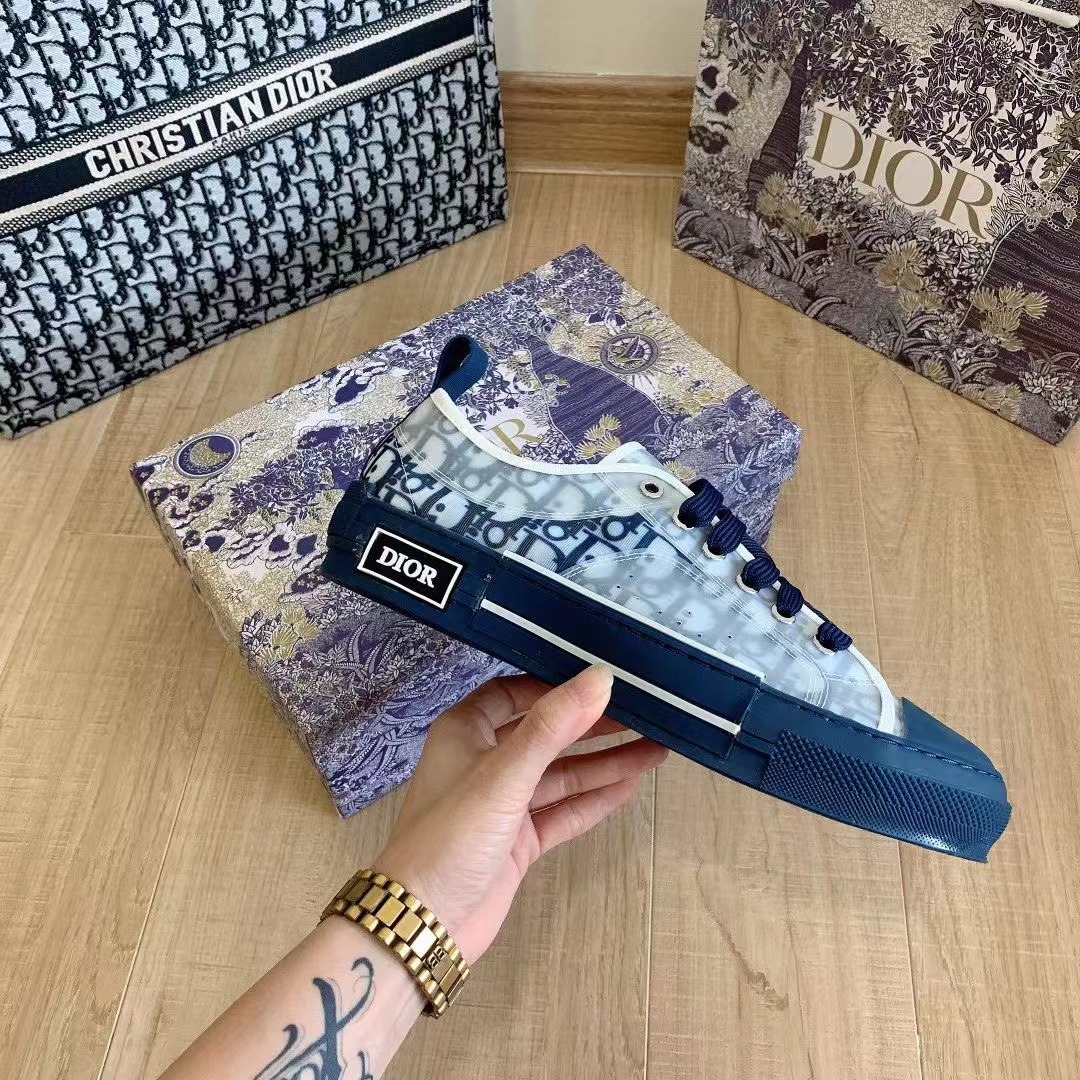 B23 Low-Top Sneaker Blue Oblique Canvas