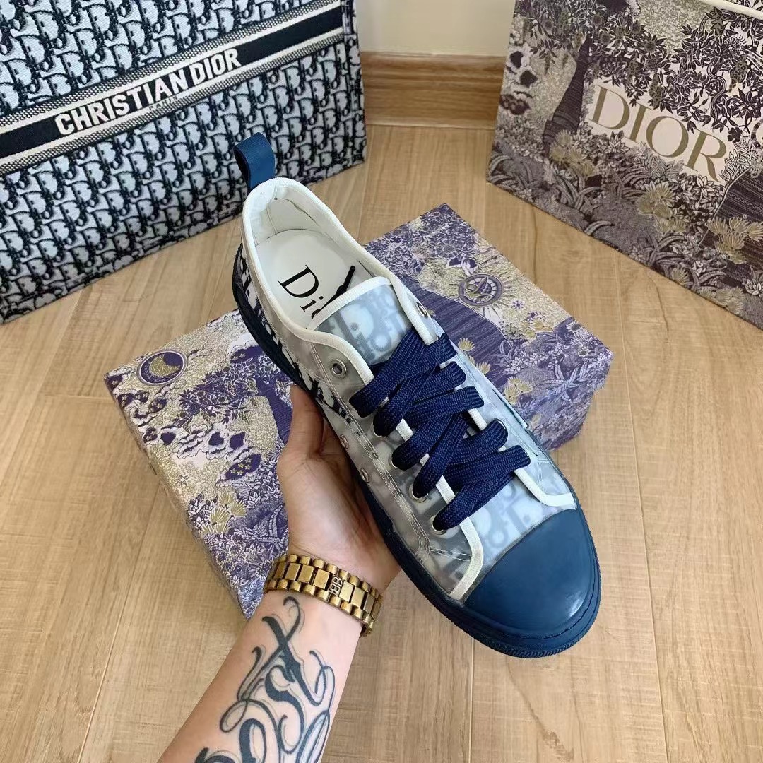 B23 Low-Top Sneaker Blue Oblique Canvas