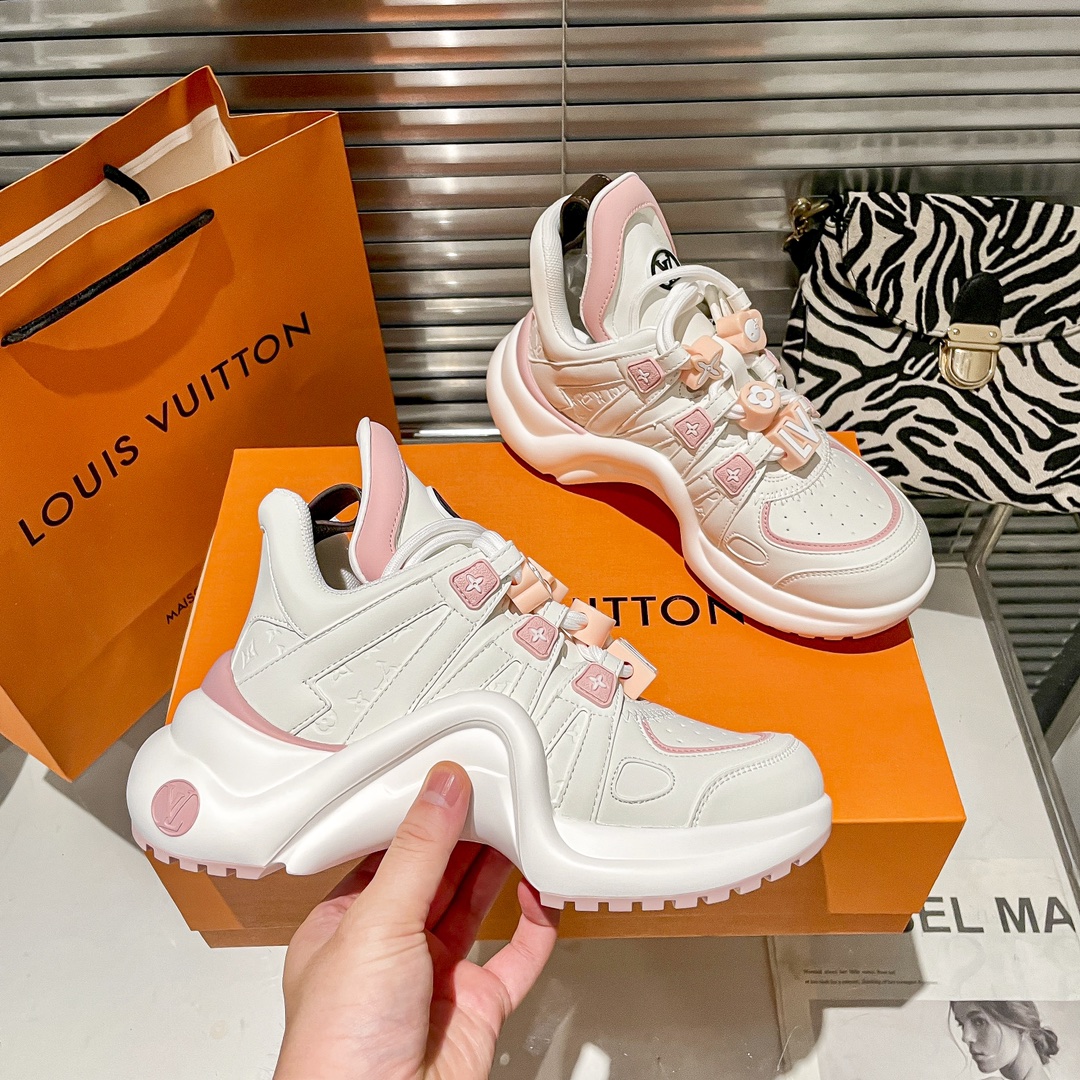 Women's Archlight Sneaker