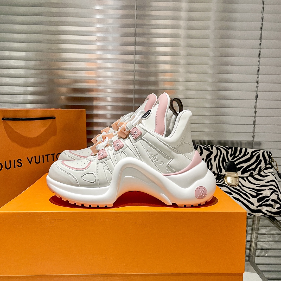 Women's Archlight Sneaker