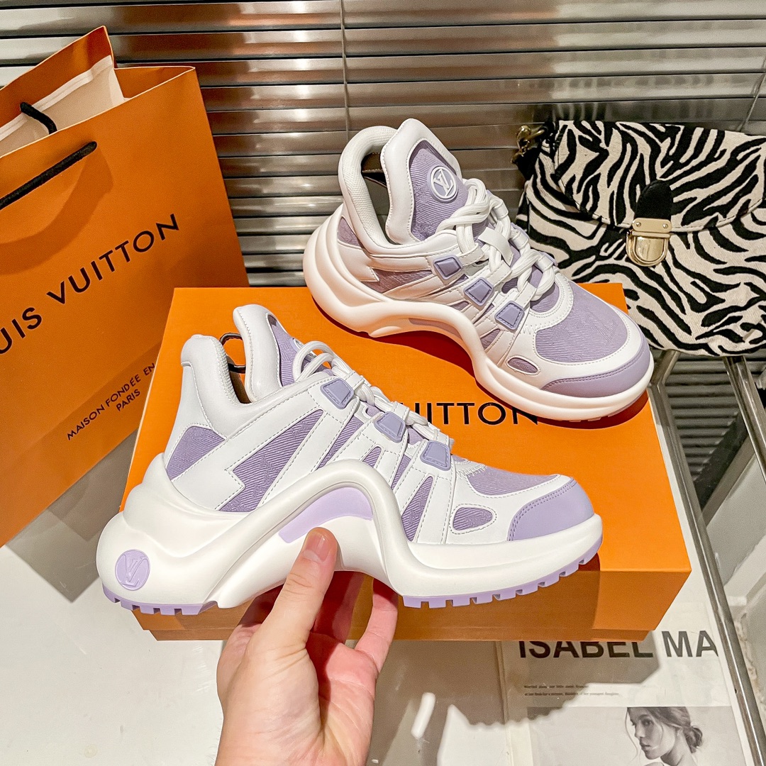 Women's Archlight Sneaker