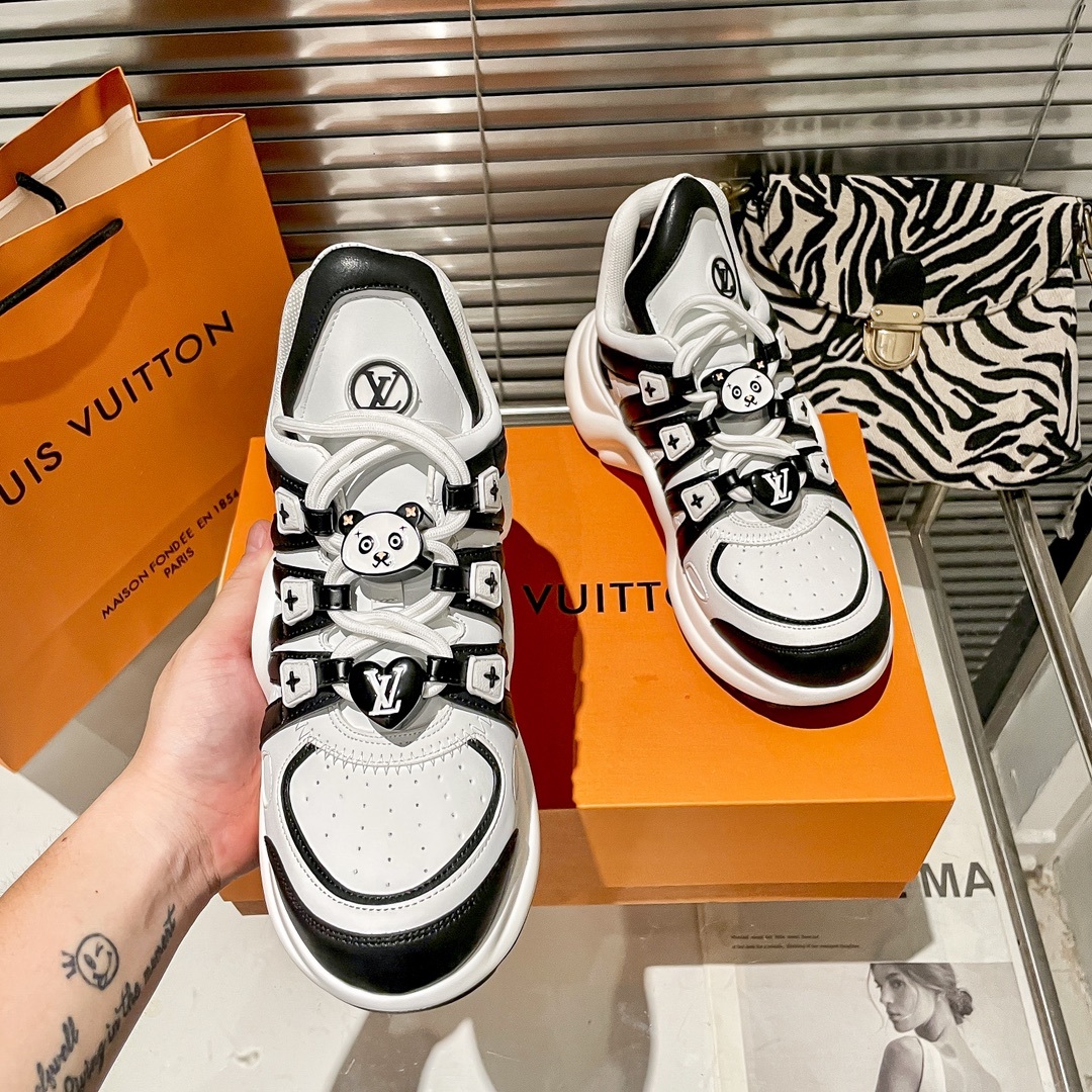 Women's Archlight Sneaker