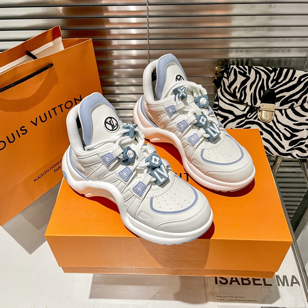 Women's Archlight Sneaker