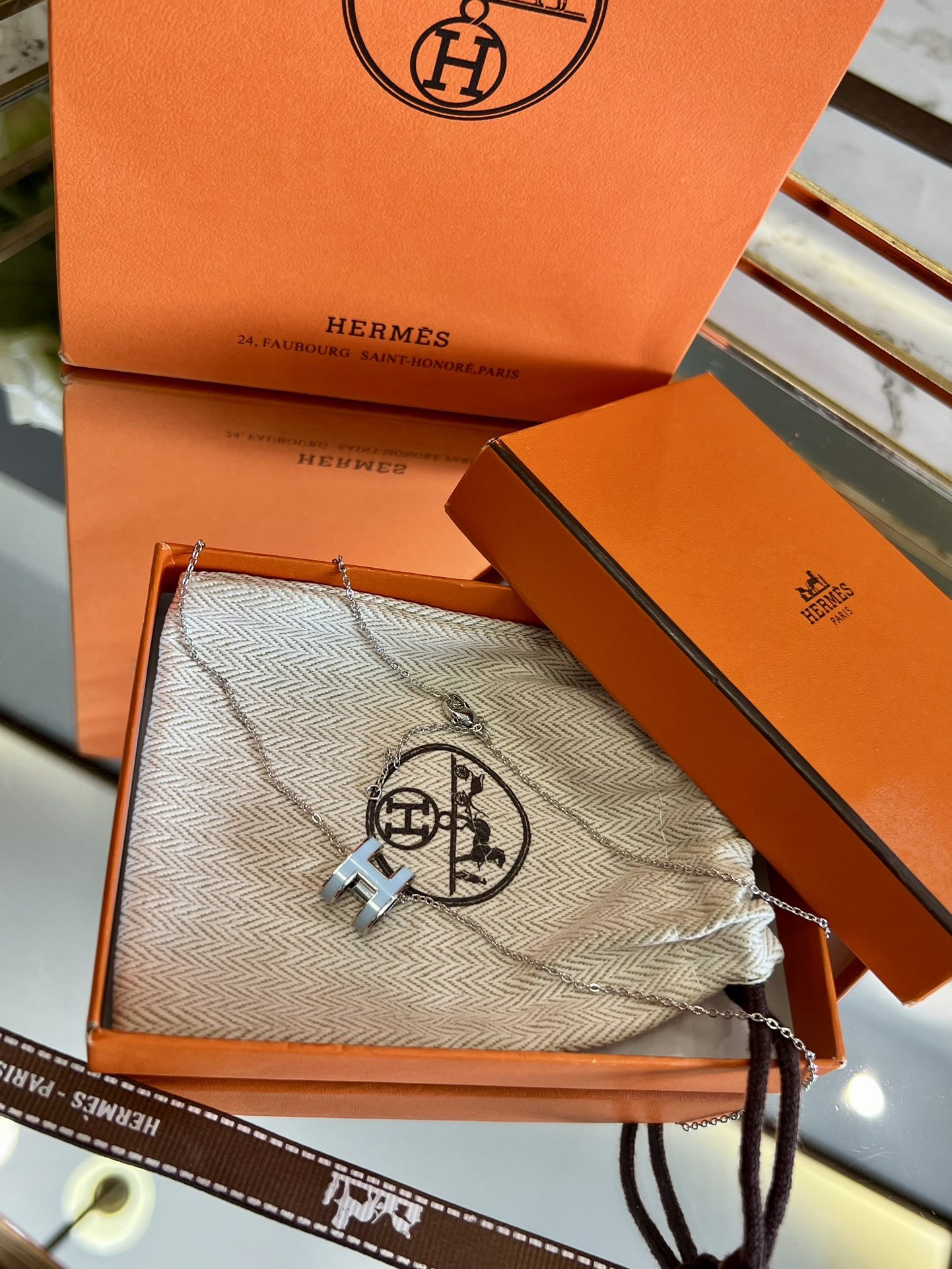 Clic H bracelet + Pop H pendant