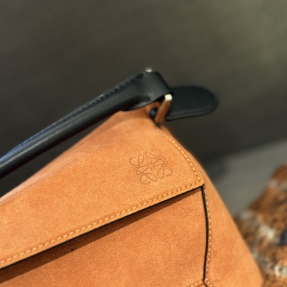 Small Puzzle bag in classic calfskin