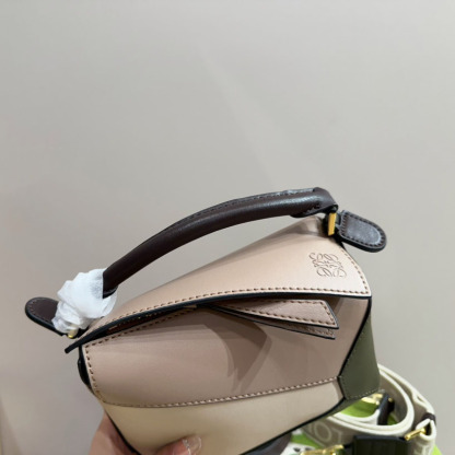 Puzzle bag in classic calfskin